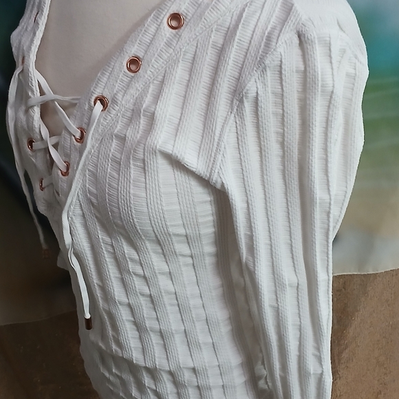 Free People Women's White Lace-Up Top Sz Med - Picture 4 of 7